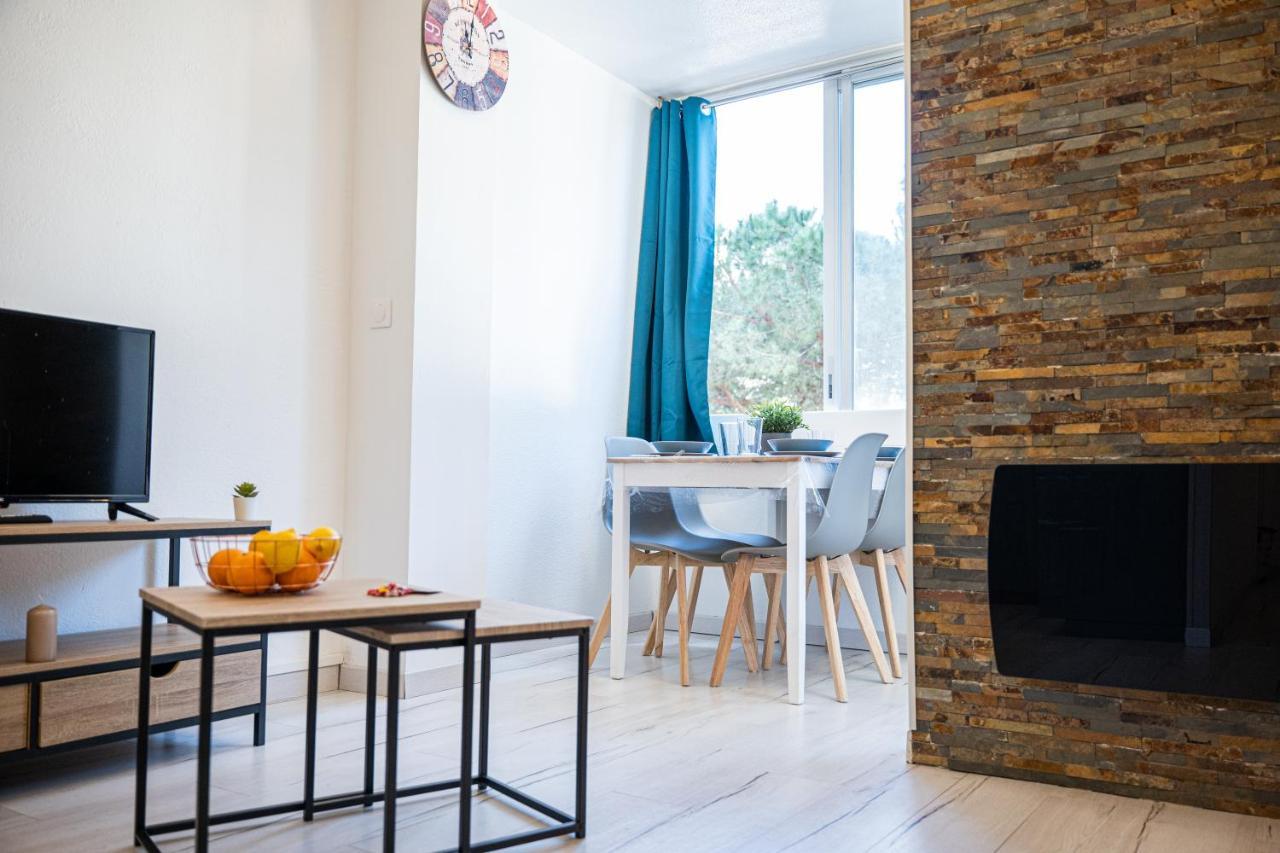 LE BABY STUDIO - PLEIN CENTRE COSY 2Min PLAGE WIFI Gratuit- COHôteConciergerie La Grande Motte Esterno foto